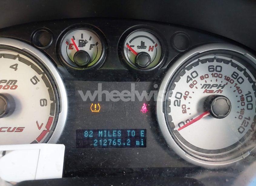 Photo 16 of 2011 Ford Focus SE (VIN 1FAHP3FN8BW199999)