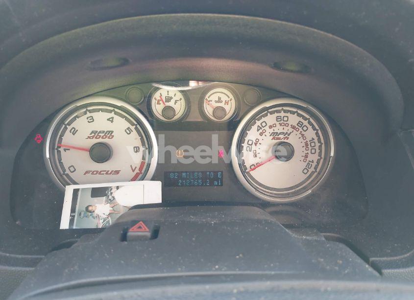 Photo 7 of 2011 Ford Focus SE (VIN 1FAHP3FN8BW199999)