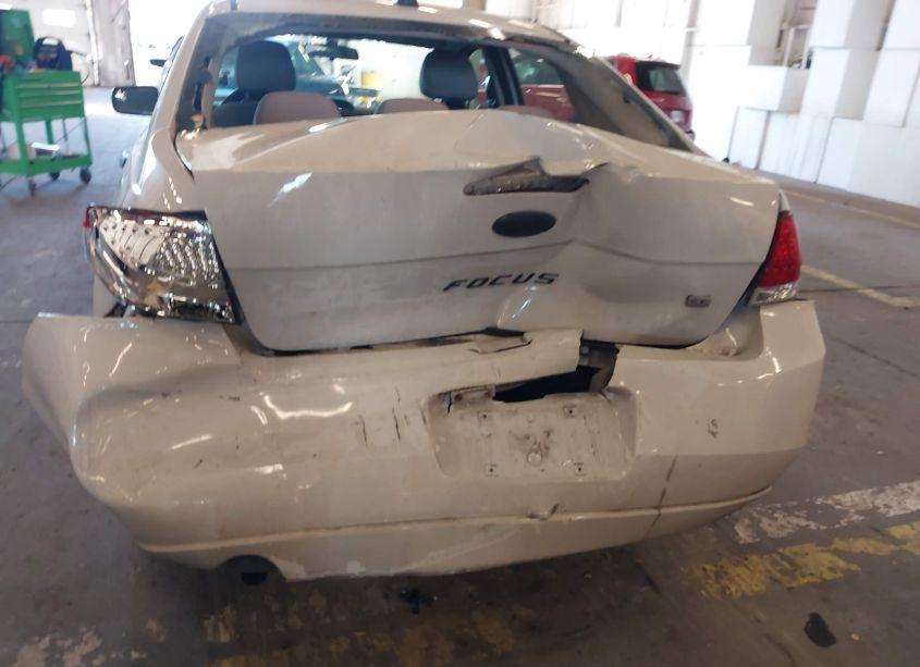 Photo 6 of 2010 Ford Focus SE (VIN 1FAHP3FN9AW101206)