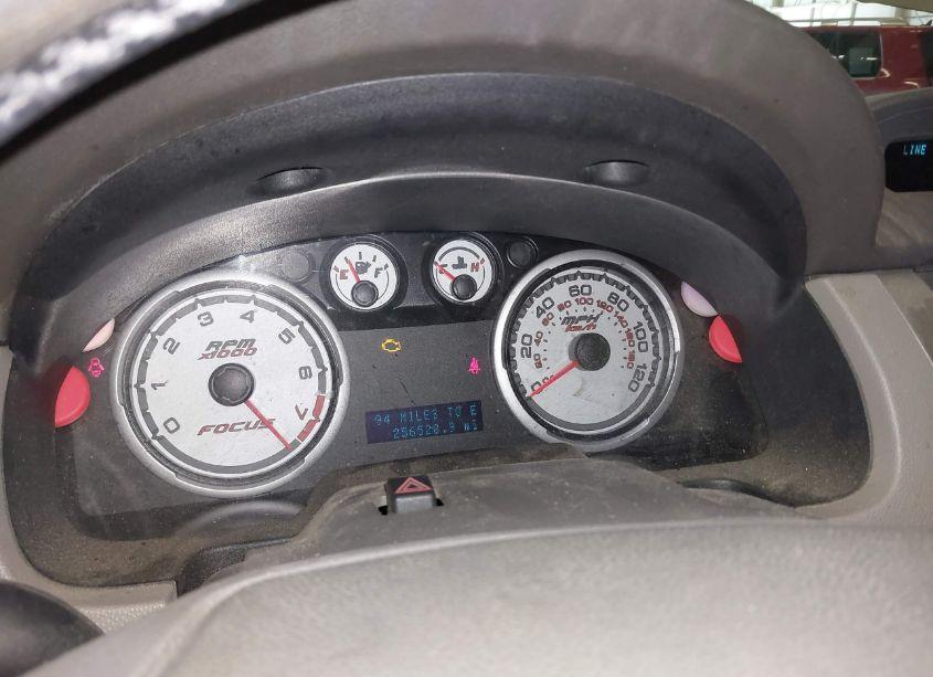 Photo 7 of 2010 Ford Focus SE (VIN 1FAHP3FN9AW101206)