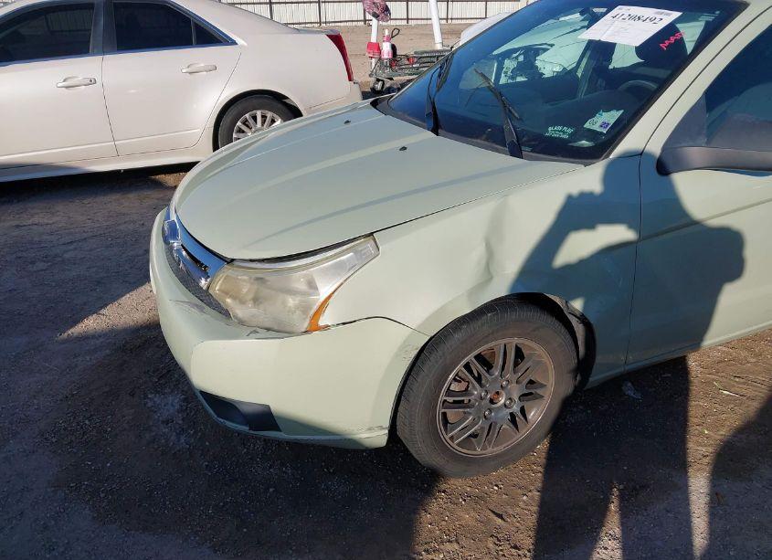 Photo 6 of 2010 Ford Focus SE (VIN 1FAHP3FN9AW116210)