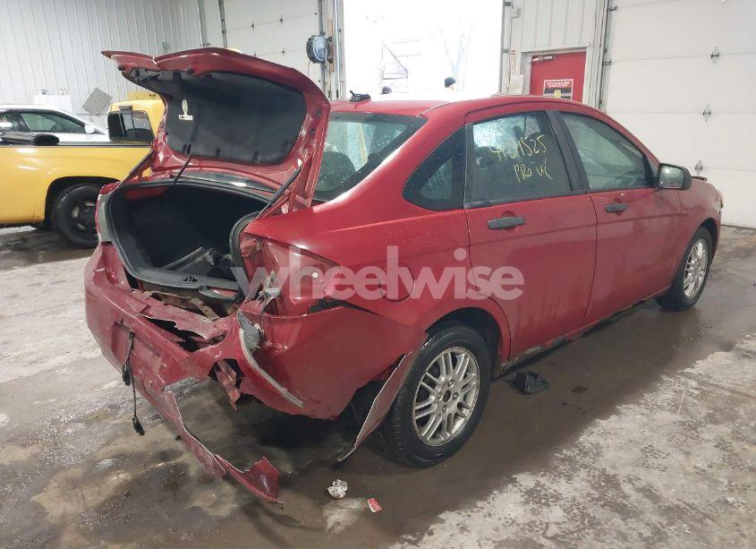 Photo 4 of 2010 Ford Focus SE (VIN 1FAHP3FN9AW140152)