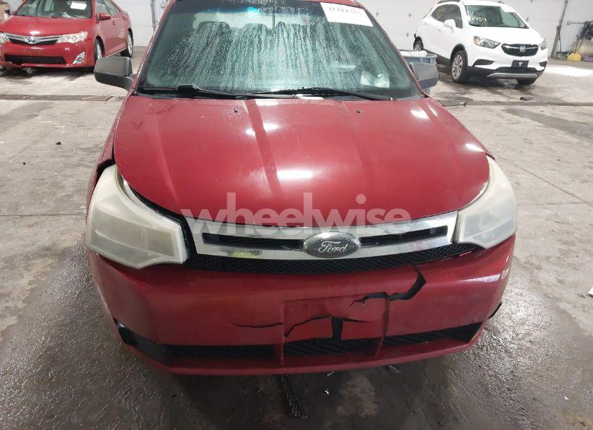 Photo 6 of 2010 Ford Focus SE (VIN 1FAHP3FN9AW140152)