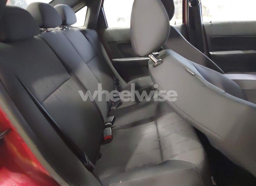 Photo 8 of 2010 Ford Focus SE (VIN 1FAHP3FN9AW140152)