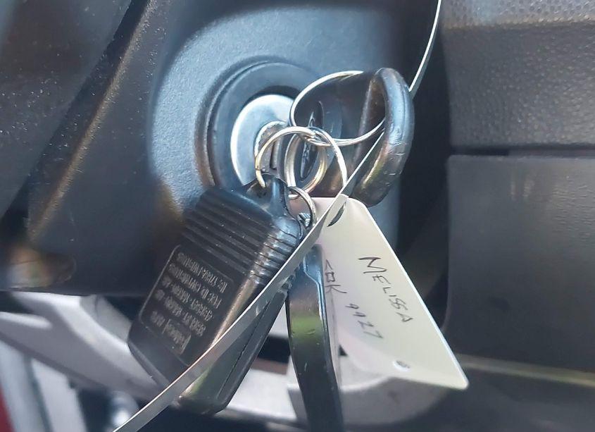 Photo 11 of 2010 Ford Focus SE (VIN 1FAHP3FN9AW141317)