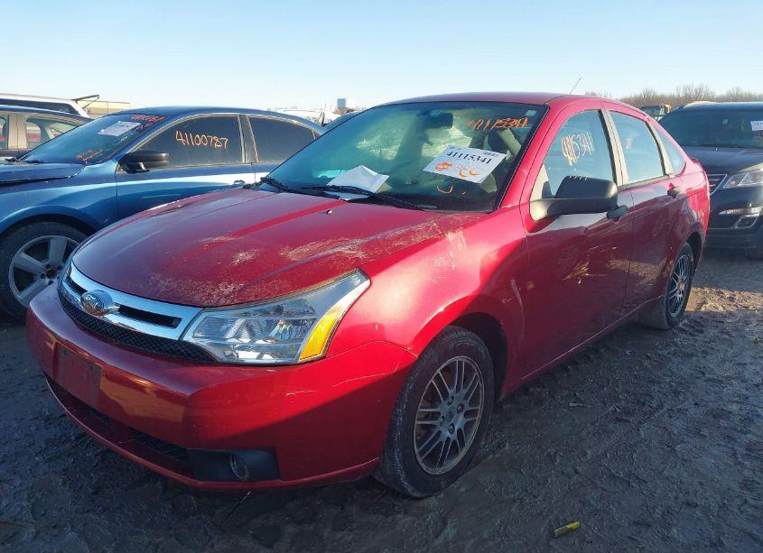 Photo 2 of 2010 Ford Focus SE (VIN 1FAHP3FN9AW141317)