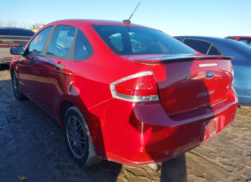 Photo 3 of 2010 Ford Focus SE (VIN 1FAHP3FN9AW141317)