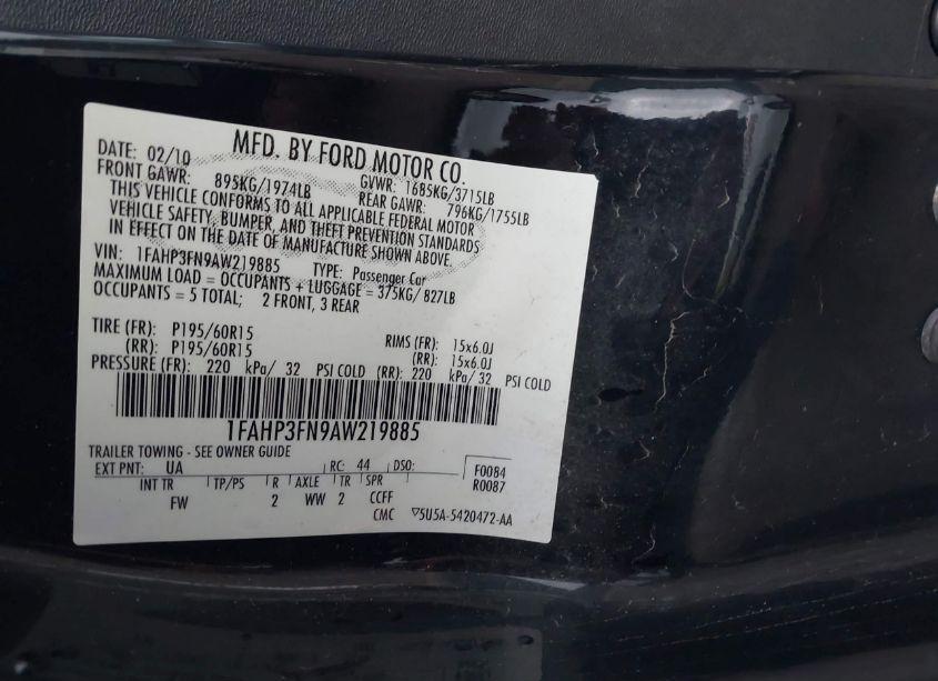 Photo 9 of 2010 Ford Focus SE (VIN 1FAHP3FN9AW219885)