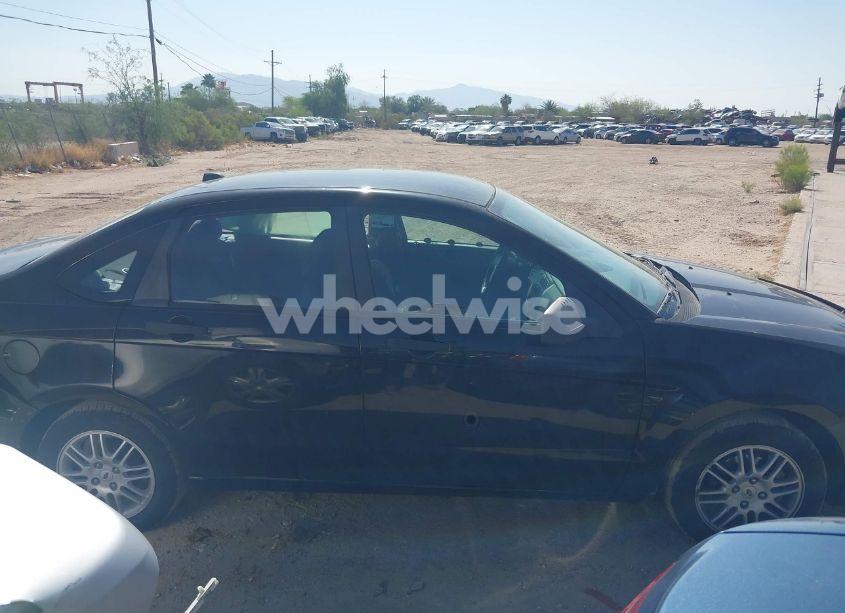 Photo 14 of 2010 Ford Focus SE (VIN 1FAHP3FN9AW273252)