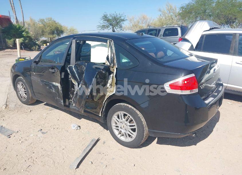 Photo 3 of 2010 Ford Focus SE (VIN 1FAHP3FN9AW273252)