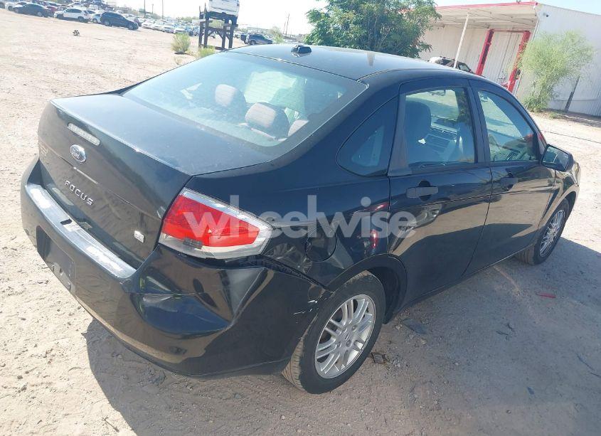 Photo 4 of 2010 Ford Focus SE (VIN 1FAHP3FN9AW273252)