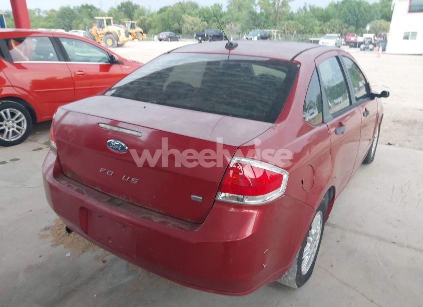 Photo 4 of 2010 Ford Focus SE (VIN 1FAHP3FN9AW286891)