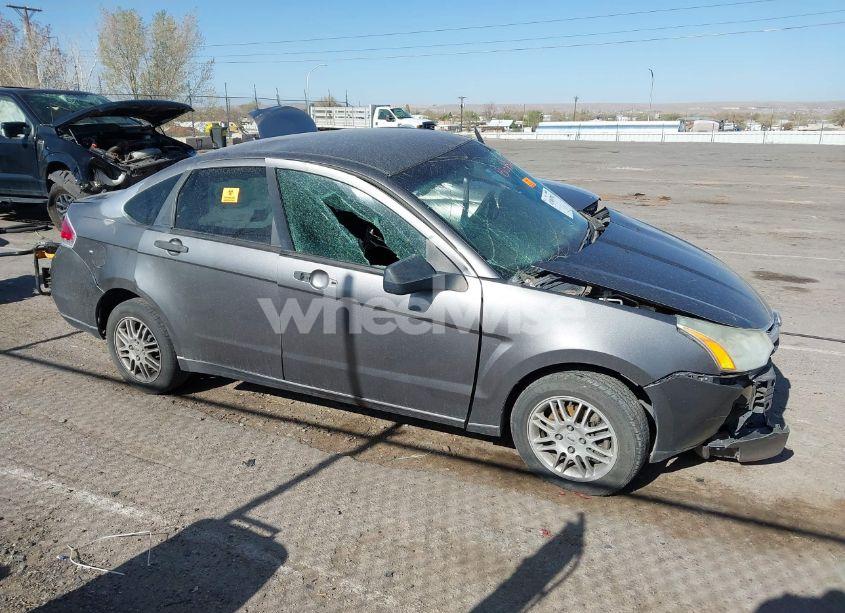 Photo 12 of 2011 Ford Focus SE (VIN 1FAHP3FN9BW180295)