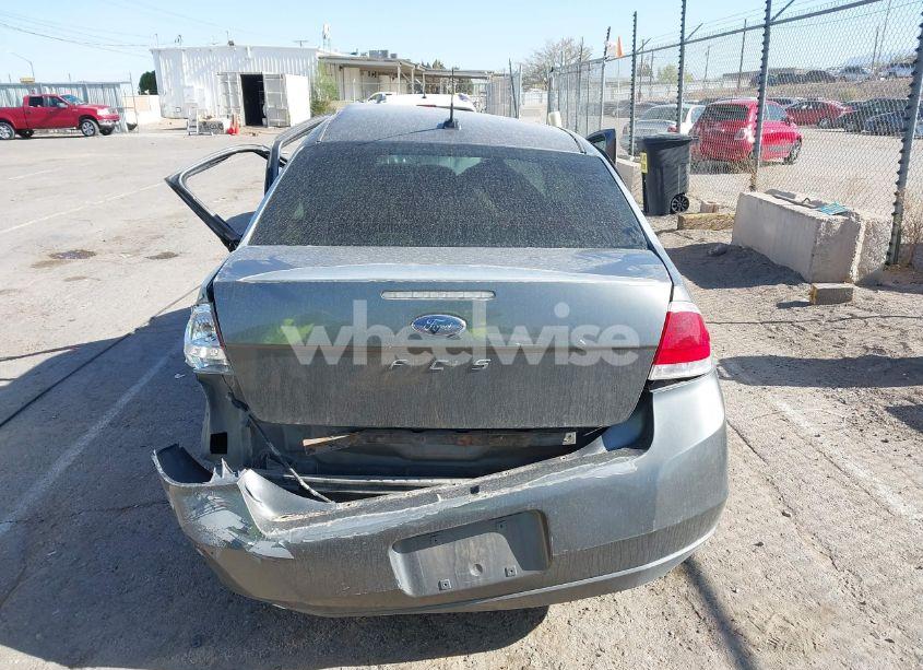 Photo 15 of 2011 Ford Focus SE (VIN 1FAHP3FN9BW180295)