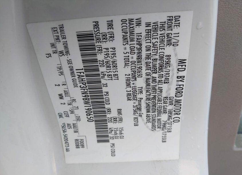 Photo 9 of 2011 Ford Focus SE (VIN 1FAHP3FN9BW190650)