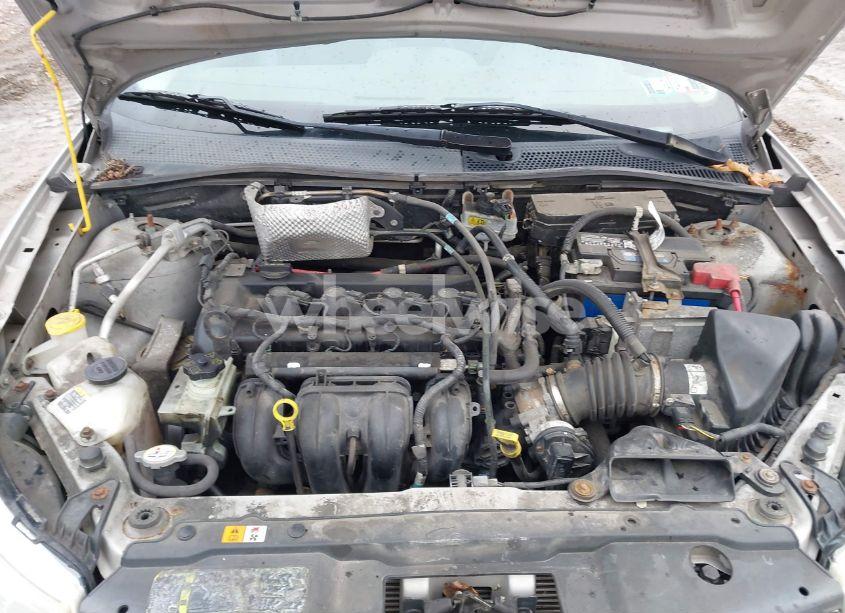 Photo 10 of 2011 Ford Focus SE (VIN 1FAHP3FN9BW195024)