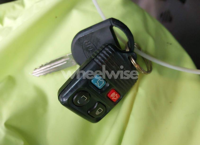 Photo 11 of 2011 Ford Focus SE (VIN 1FAHP3FN9BW196836)