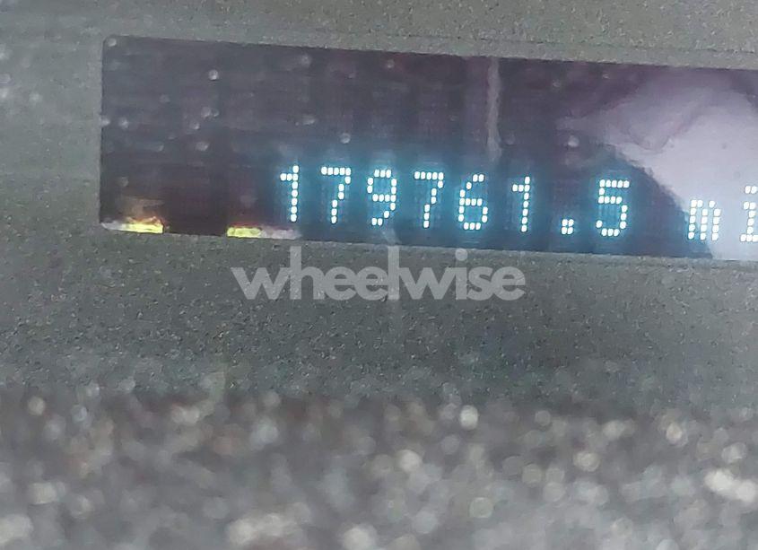 Photo 7 of 2010 Ford Focus SE (VIN 1FAHP3FNXAW125238)