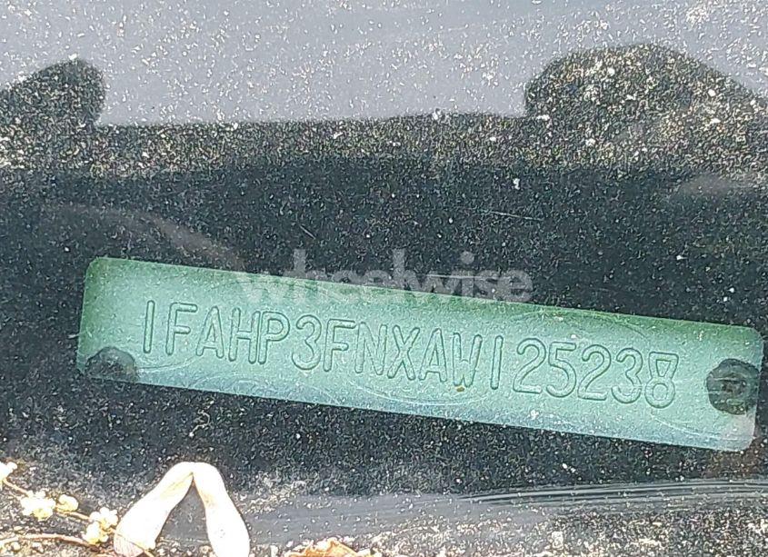 Photo 9 of 2010 Ford Focus SE (VIN 1FAHP3FNXAW125238)