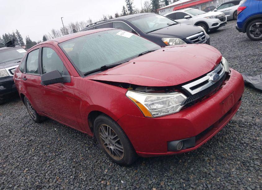 2010 Ford Focus SE (VIN 1FAHP3FNXAW160488) main photo