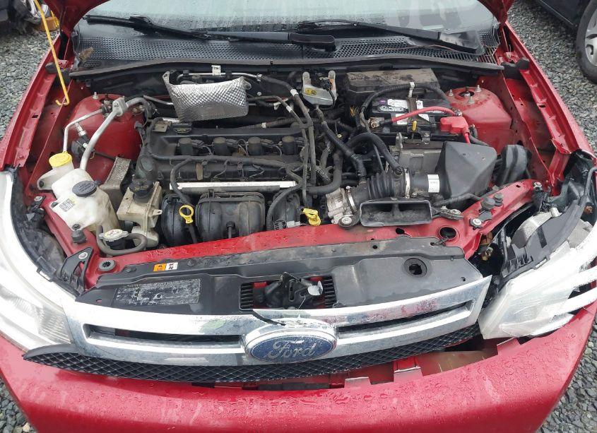 Photo 10 of 2010 Ford Focus SE (VIN 1FAHP3FNXAW160488)