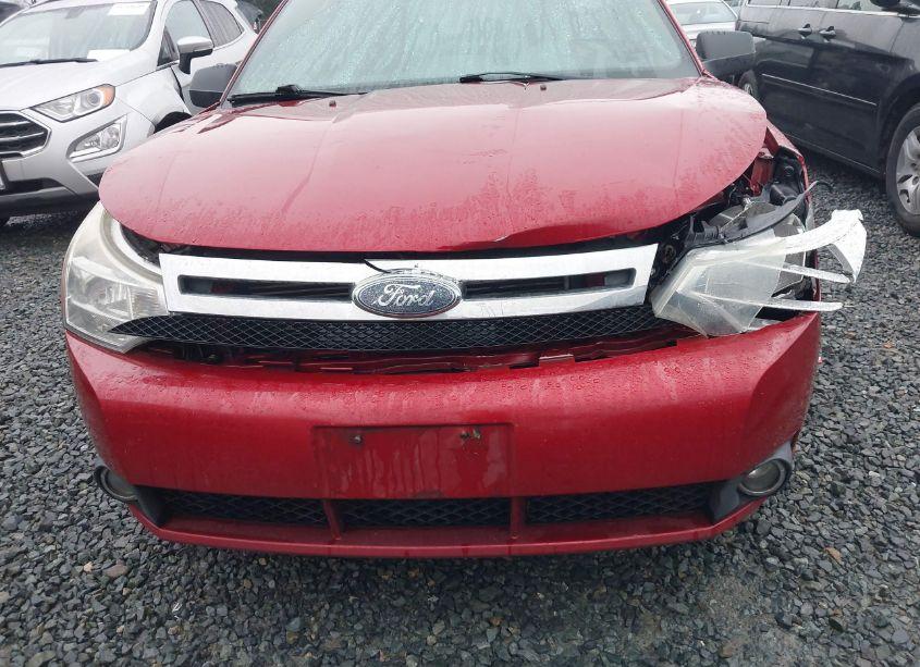 Photo 6 of 2010 Ford Focus SE (VIN 1FAHP3FNXAW160488)