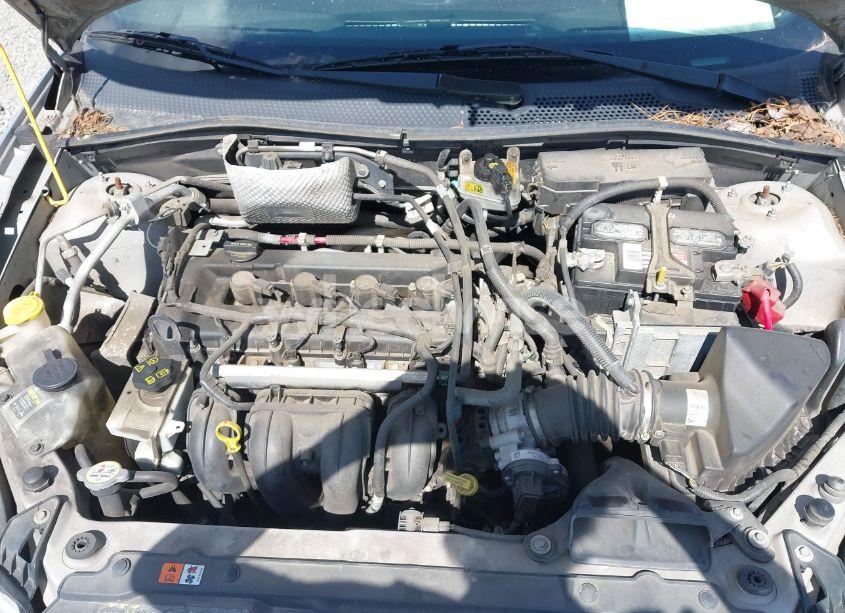 Photo 10 of 2010 Ford Focus SE (VIN 1FAHP3FNXAW171457)