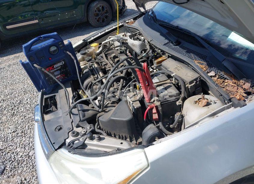 Photo 6 of 2010 Ford Focus SE (VIN 1FAHP3FNXAW171457)