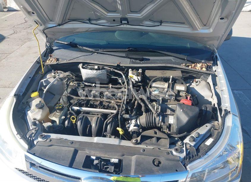 Photo 10 of 2010 Ford Focus SE (VIN 1FAHP3FNXAW174634)