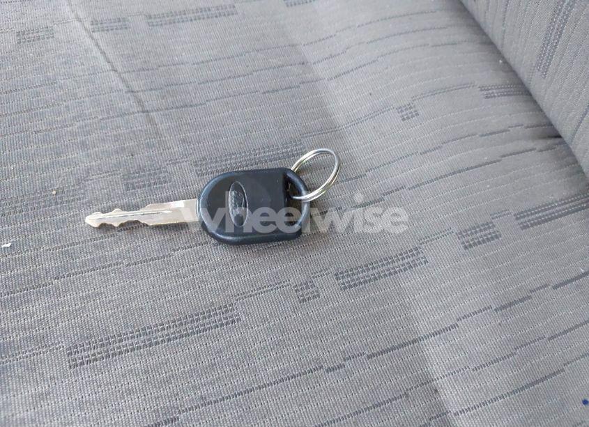 Photo 11 of 2010 Ford Focus SE (VIN 1FAHP3FNXAW186332)