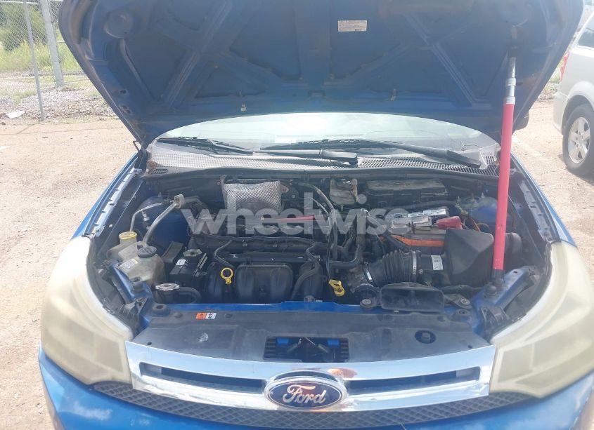 Photo 10 of 2010 Ford Focus SE (VIN 1FAHP3FNXAW286544)