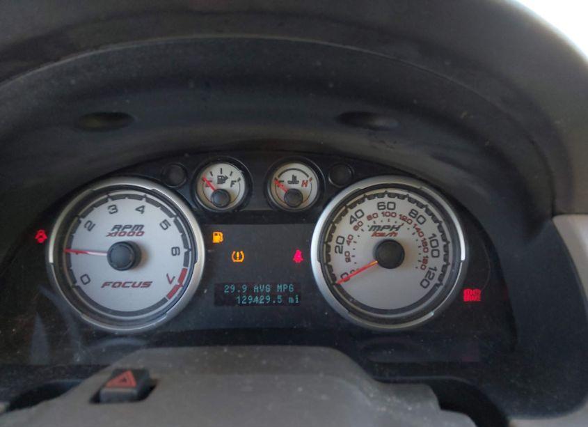 Photo 7 of 2011 Ford Focus SE (VIN 1FAHP3FNXBW100454)