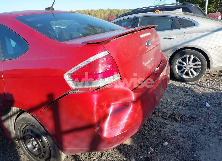 Photo 6 of 2011 Ford Focus SE (VIN 1FAHP3FNXBW149069)