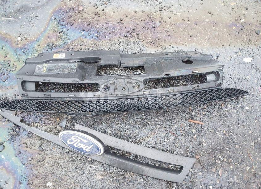 Photo 12 of 2010 Ford Focus SES (VIN 1FAHP3GN1AW275964)