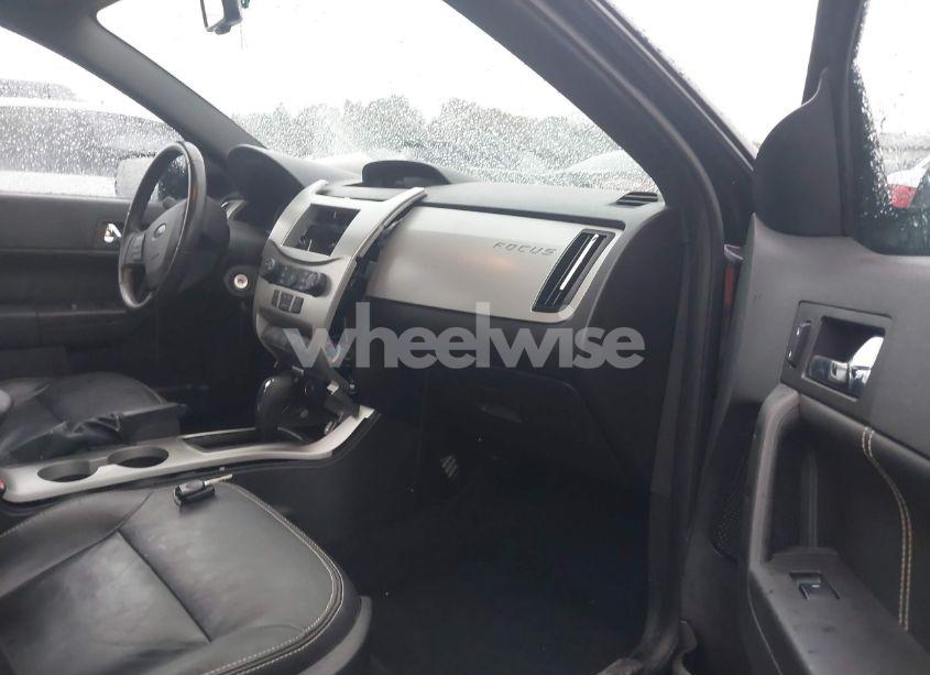 Photo 5 of 2010 Ford Focus SES (VIN 1FAHP3GN1AW275964)