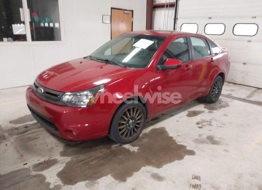 Photo 2 of 2011 Ford Focus SES (VIN 1FAHP3GN1BW113768)