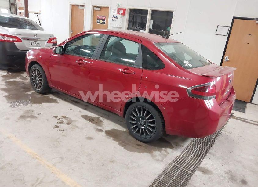 Photo 3 of 2011 Ford Focus SES (VIN 1FAHP3GN1BW113768)