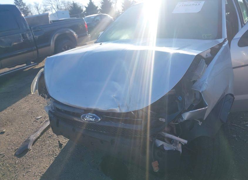 Photo 6 of 2011 Ford Focus SES (VIN 1FAHP3GN1BW143241)