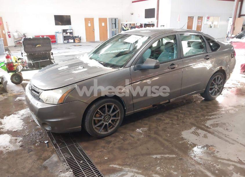 Photo 2 of 2010 Ford Focus SES (VIN 1FAHP3GN2AW144445)