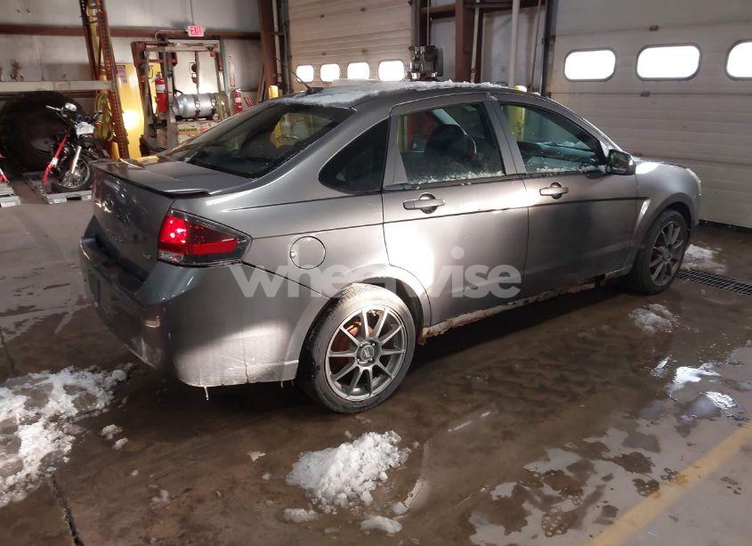 Photo 4 of 2010 Ford Focus SES (VIN 1FAHP3GN2AW144445)