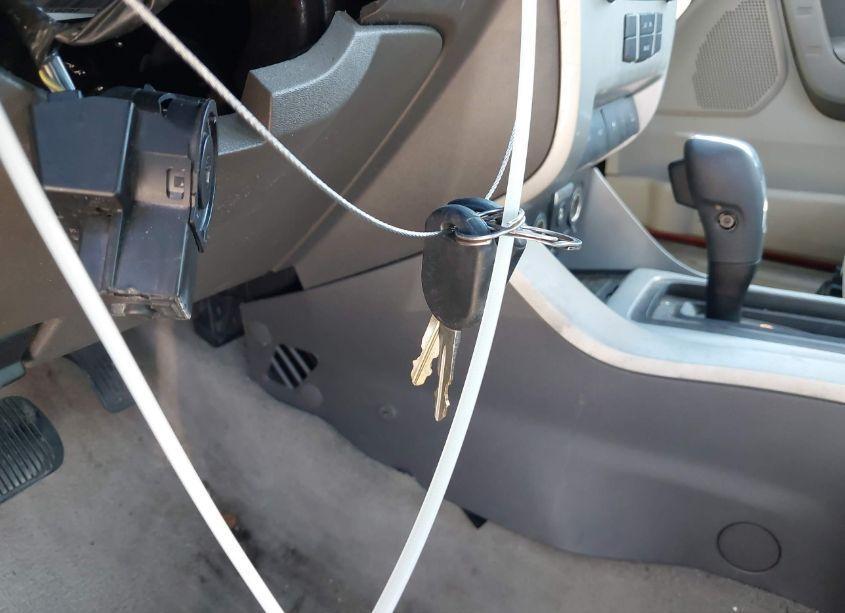 Photo 11 of 2010 Ford Focus SES (VIN 1FAHP3GN2AW162380)