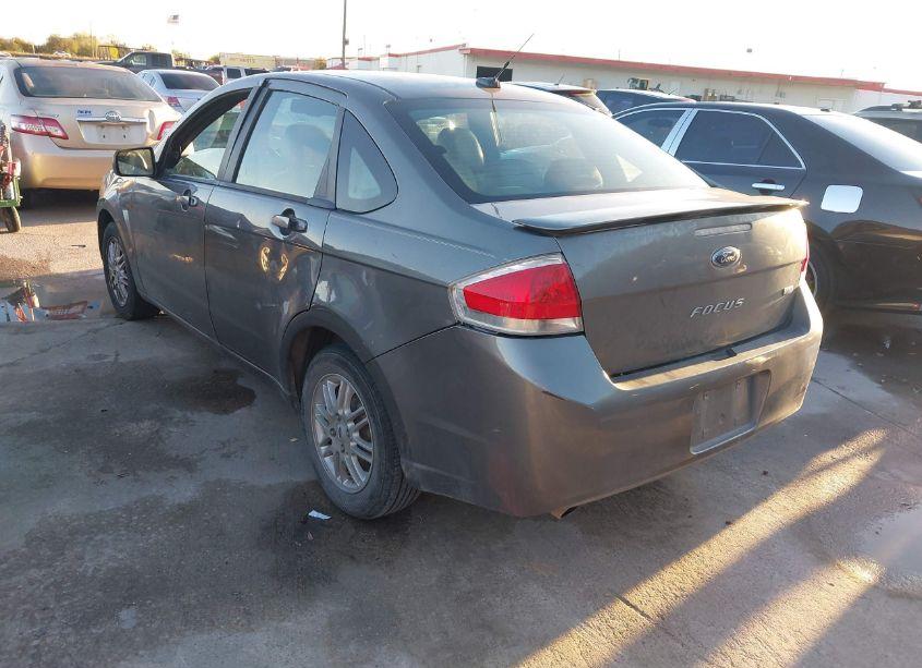 Photo 3 of 2010 Ford Focus SES (VIN 1FAHP3GN2AW181575)