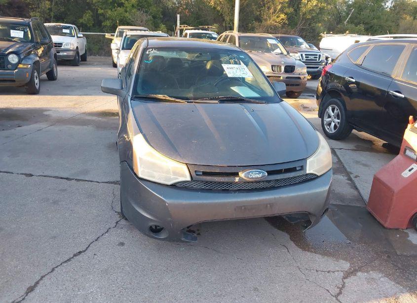 Photo 6 of 2010 Ford Focus SES (VIN 1FAHP3GN2AW181575)