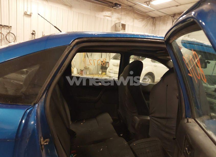 Photo 8 of 2011 Ford Focus SES (VIN 1FAHP3GN2BW163739)