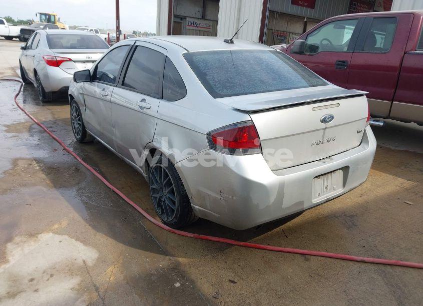 Photo 3 of 2011 Ford Focus SES (VIN 1FAHP3GN2BW196398)