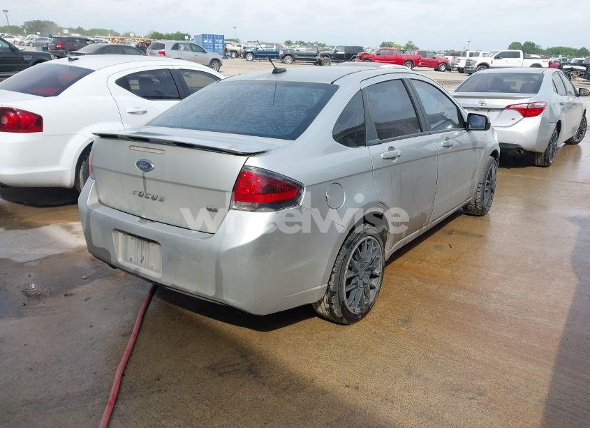 Photo 4 of 2011 Ford Focus SES (VIN 1FAHP3GN2BW196398)