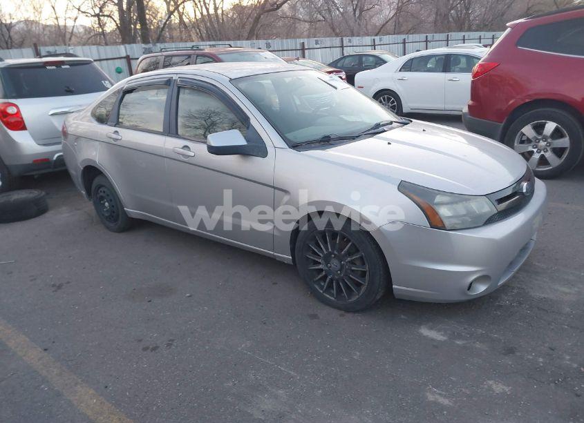2010 Ford Focus SES (VIN 1FAHP3GN4AW173753) main photo