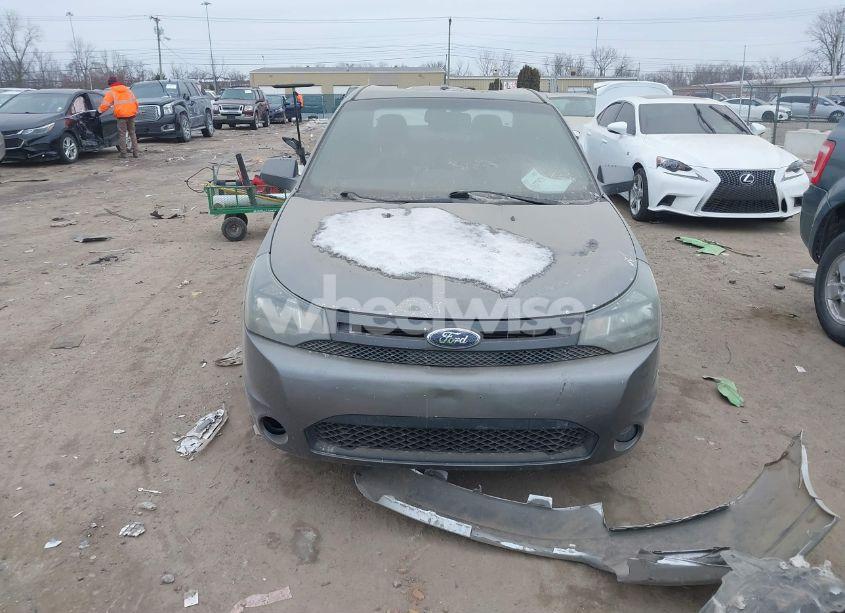 Photo 13 of 2010 Ford Focus SES (VIN 1FAHP3GN4AW193534)