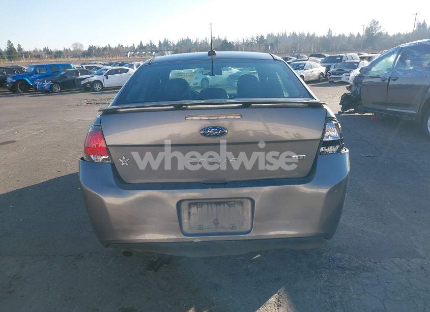 Photo 16 of 2010 Ford Focus SES (VIN 1FAHP3GN4AW201812)