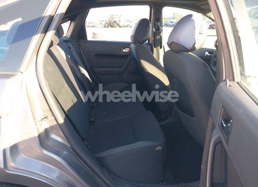 Photo 8 of 2010 Ford Focus SES (VIN 1FAHP3GN4AW201812)